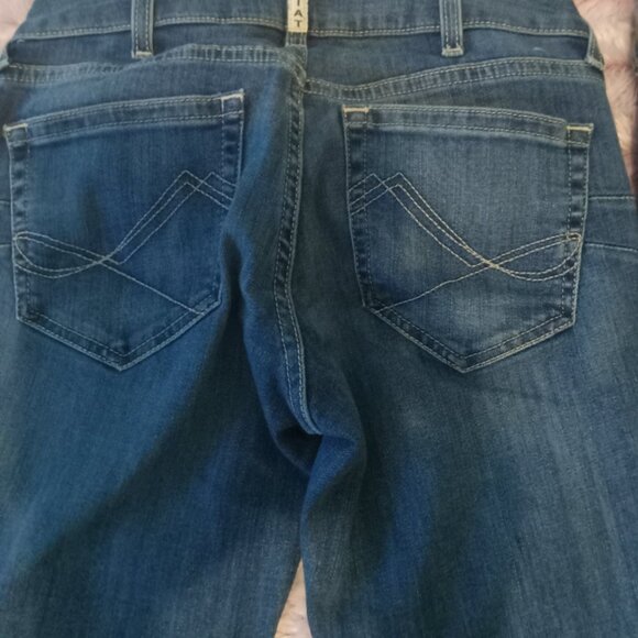 Ariat mid rise bootcut jeans - Picture 3 of 8